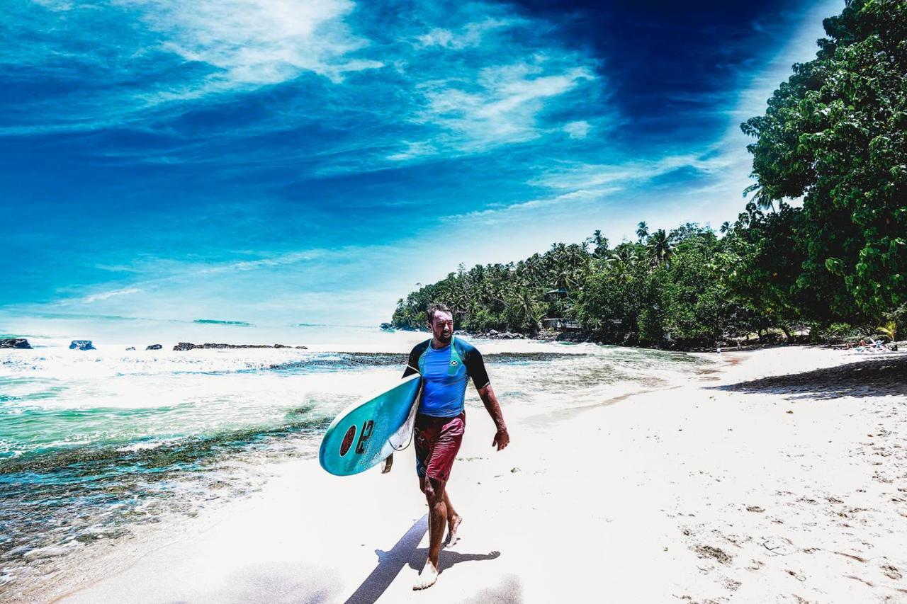 ホテル Surf Sea Breeze ミリッサ エクステリア 写真